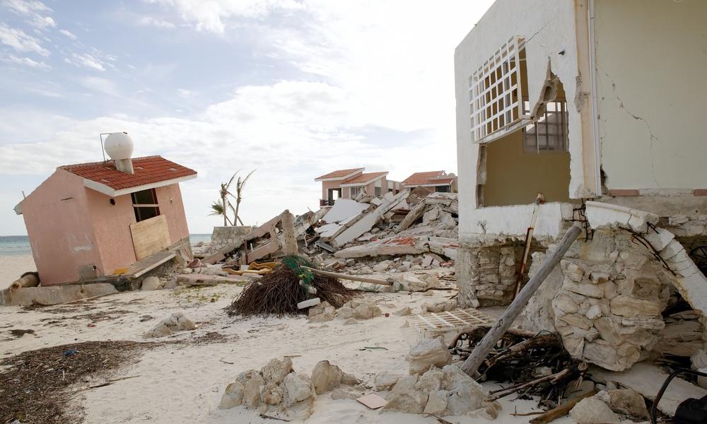 Cliamte c impact latin america extreme weather cancun 47593063 %28st%29