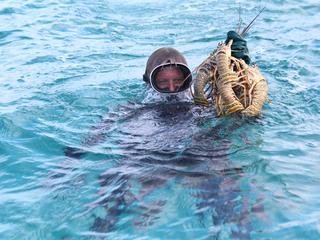 Illegal Fishing | Threats | WWF