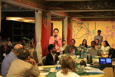 Participants share what they learn