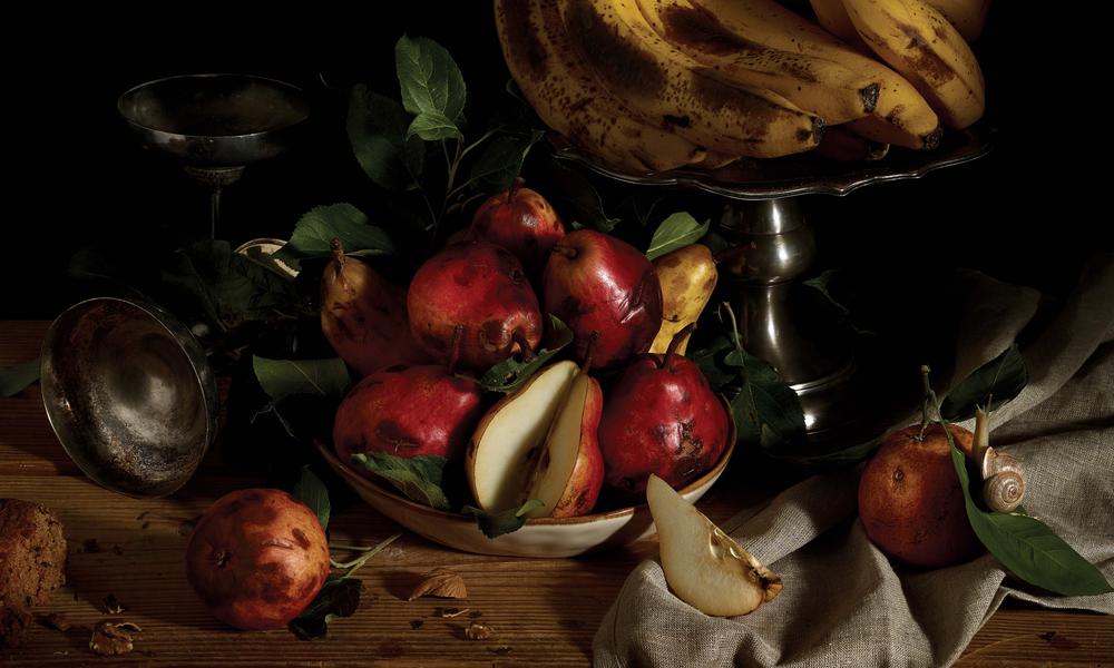 rotting fruit in bowl